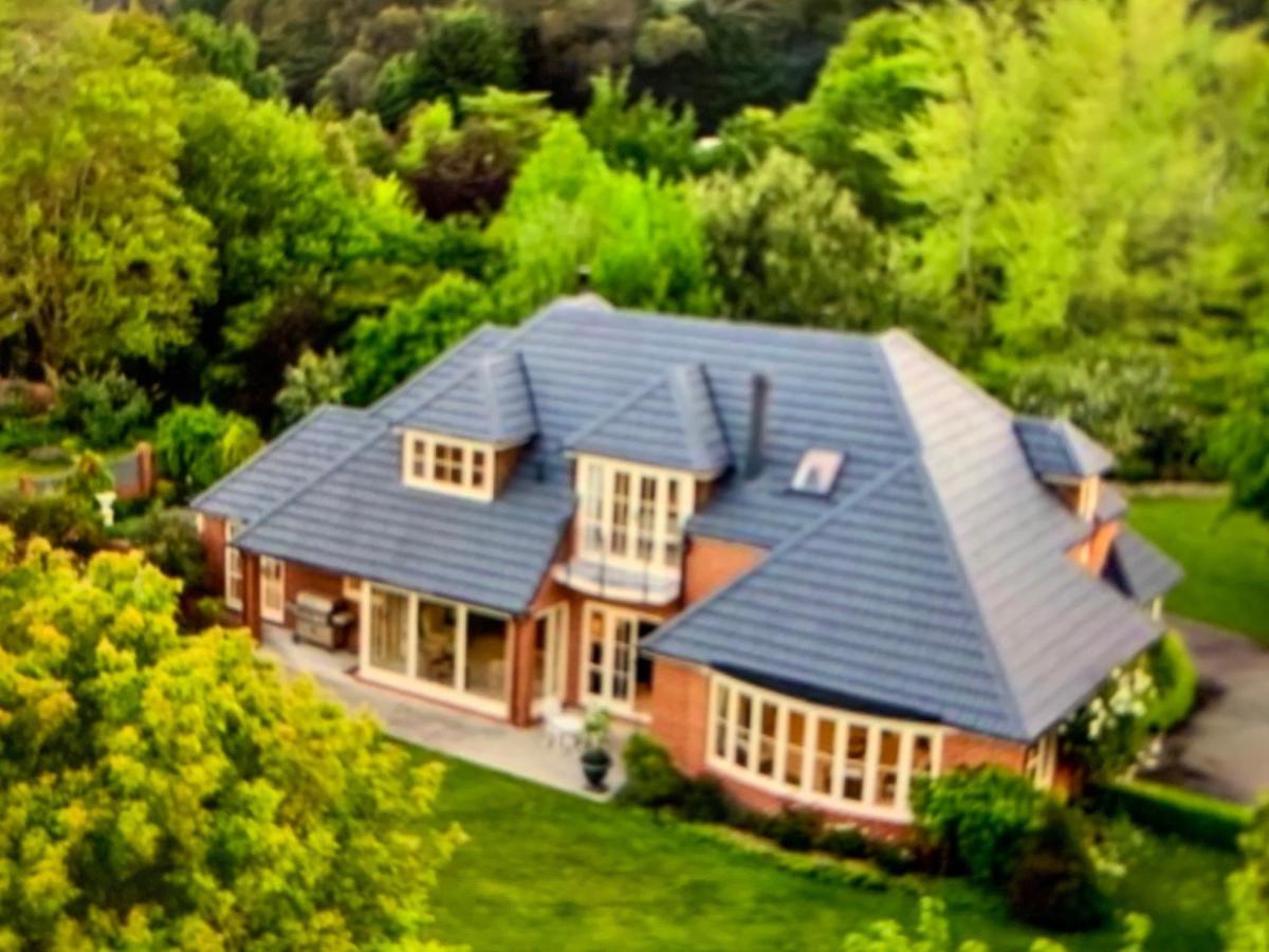 Pin Oaks Luxury Bed & Breakfast Palmerston North Ngoại thất bức ảnh